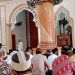 Warga Meranti Padati Masjid Besar Nurul Huda untuk Sholat Jumat Pertama di Bulan Ramadhan