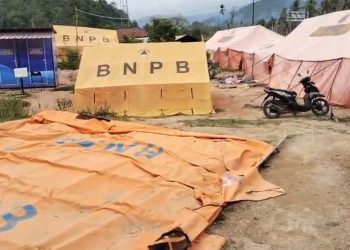 Tenda di lokasi bencana