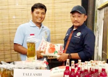 Ketua PW IWO Sumut Serahkan Bantuan ke PD IWO Sibolga yang Terdampak Bencana Alam