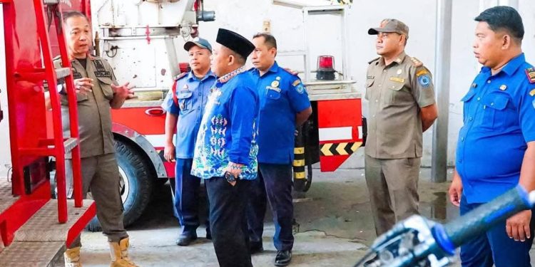 Wabup Labuhanbatu Sidak Satpol PP dan Damkar, Pastikan Personel Siaga dan Armada Layak Operasi
