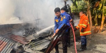Rumah Warga di Air Batu Ludes Terbakar