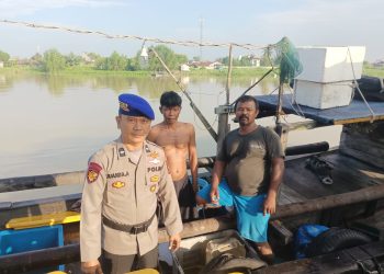 Sat Polairud Polres Tanjungbalai Ingatkan Nelayan, Tingkatkan Kewaspadaan