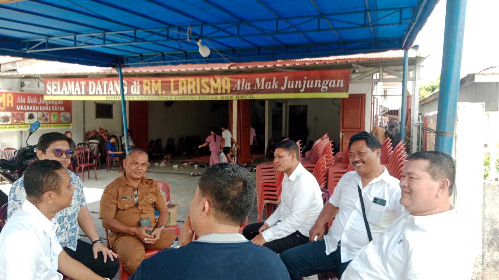 Kasat Intel Polres Asahan Melayat ke Rumah Anggotanya Yang Meninggal