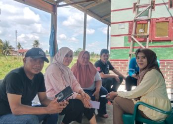 Camat Rawang Panca Arga Gerak Cepat Bantu Rumah Warga yang "Diterjang Angin"