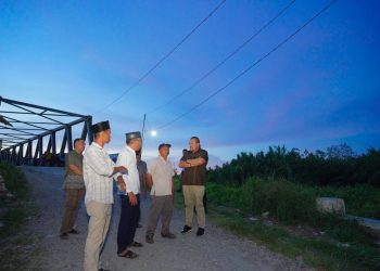 Bupati Baharuddin Tinjau Lokasi Pembangunan Kampung Nelayan Merah Putih