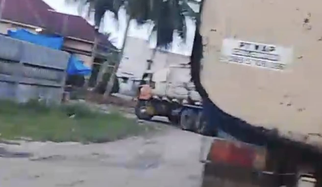 Warga Minta Gudang CPO Ilegal di Petatal Ditutup