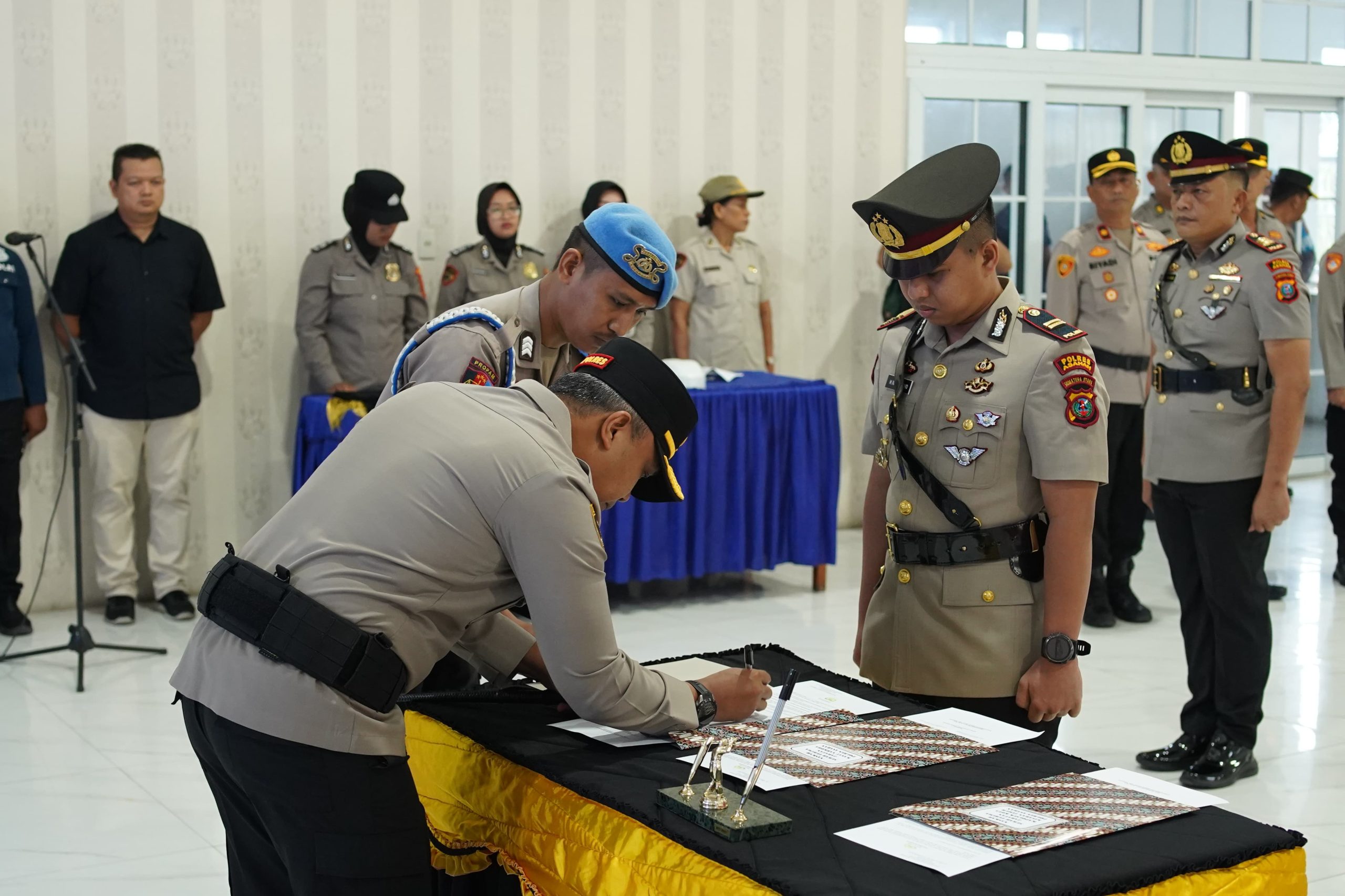 Acara sertijab di Polres Asahan. 