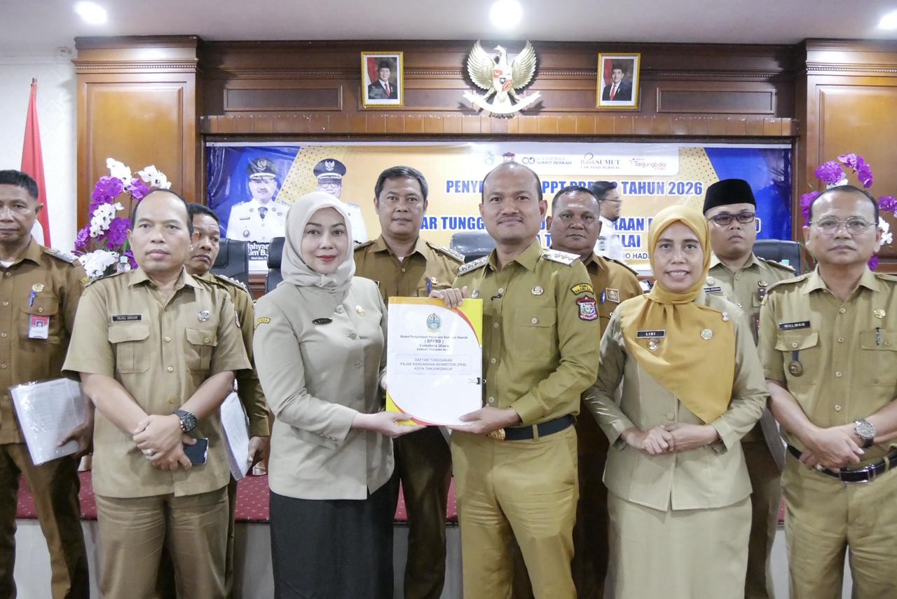 Wali Kota Tanjungbalai Serahkan SPPT PBB-P2 dan Tagihan PKB