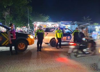 Personel Polres Tanjungbalai Gelar Patroli ‘Blue Light Patrol’ Hingga Larut Malam