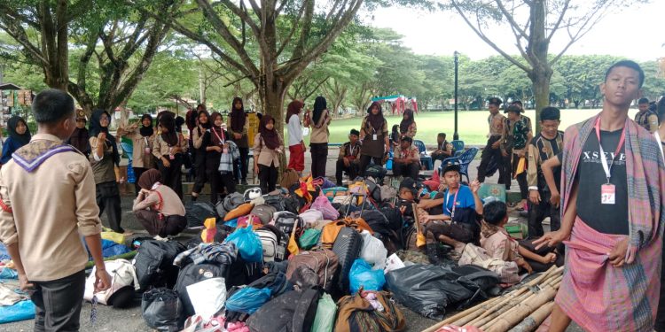 Peserta Kwaran Simpang Empat Kembali ke Pangkalan