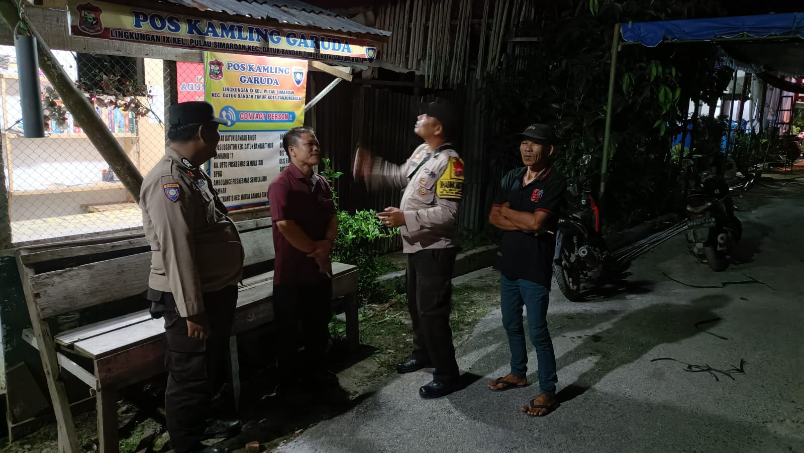 Personel Polsek Datuk Bandar Sambangi Pos Ronda di Pulau Simardan