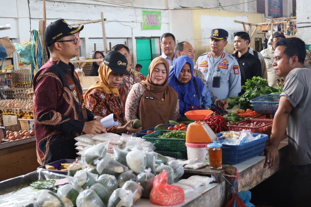 Plh Wali Kota Tanjungbalai Sidak Pasar Tradisional
