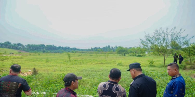 Bupati Batubara Tinjau Lokasi Pembangunan Sekolah Rakyat di Kecamatan Lima Puluh