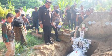 Wakapolres Tanjungbalai Pimpin Upacara Pemakaman  Aipda Jon Aries Siagian