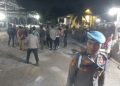 Personel Polres Tanjungbalai Dampingi Pengunjukrasa Cek Gudang Diduga  Tempat Penimbunan Ballpres