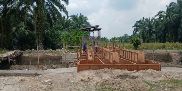 Akhirnya Pemkab Asahan Bangun Jembatan di Desa Meranti, Warga Ucapkan Terimakasih