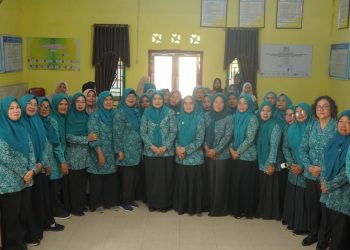 Ketua TP PKK Asahan Lakukan Pembinaan AKU HATINYA PKK di Desa Persatuan
