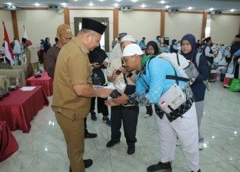 Sambut Jamaah Haji Kloter 7, Wabup Asahan Sampaikan Doa dan Apresiasi di Asrama Haji Medan