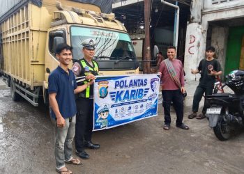 Sopir Angkutan Barang Diimbau Tertib Berlalulintas dan Lengkapi Surat Kendaraan
