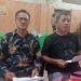 Kepala Desa Sei Paham Japilian yang didampingi Ketua BPD Harmaini Sitorus, saat memberikan klarifikasi