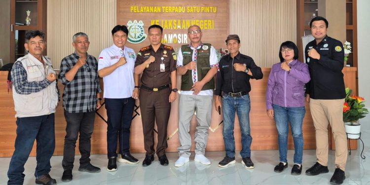 Kajari Janji ke PD IWO Samosir Buka Ruang Pemberitaan Kinerja Kejaksaan