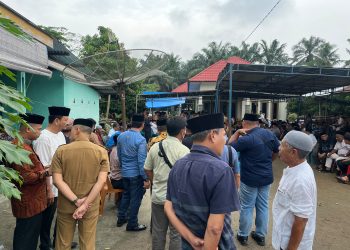 Ketua Kwarcab Asahan Melayat ke Rumah Duka Almarhum Ayah Mertua Wakil Bupati